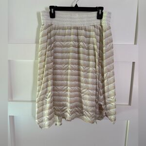New Maurices Cream white textured Asymmetrical Hem Skirt
